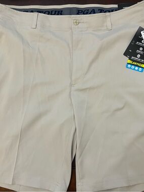 PGA TOUR Men’s Performance Chino Shorts - Light Khaki